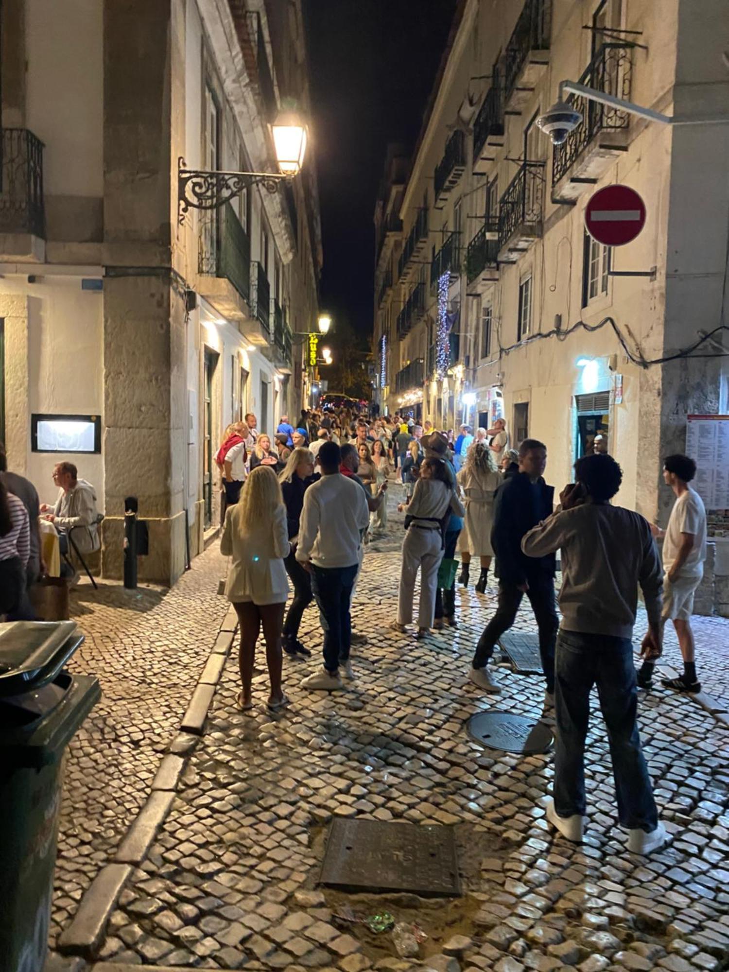 Apartment Historic Hearth Of Bairro Alto